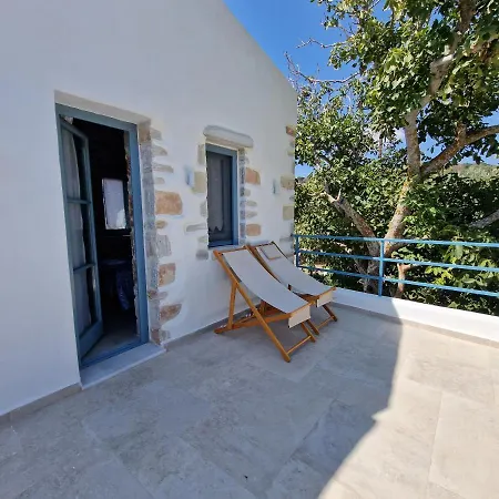Pyrgos - Traditional House At Kaloxilos, Naxos Holiday home Khalkion
